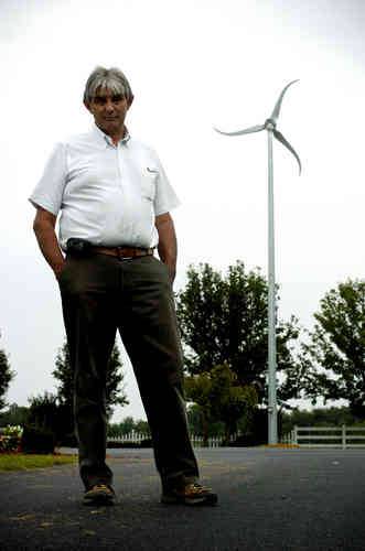 wind turbine owner22 SELLING ELECTRICITY TO THE GRID   Sell Power Yourself