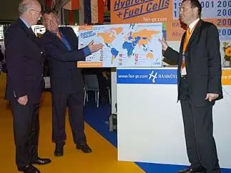 Georg Wilhelm Adamowitsch – PLAYERS IN WIND Post Post Image Georg Wilhelm Adamowitsch – PLAYERS IN WIND