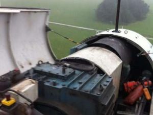 bonus 450 nacelle open 300x225 BONUS 450   B600/37   Wind Turbines Sale