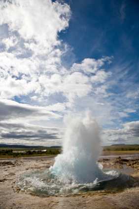 alternative energy geothermal energy image alternative energy geothermal energy Alternative Energy The Facts Part 4 Geothermal Energy