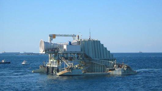 alternative-energy-ocean-wave-energy-plant alternative energy ocean wave energy plant2 Alternative Energy The Facts Part 7 Ocean Wave Energy