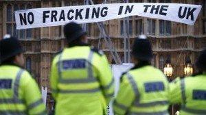 69404344 tpfracking2 300x1681 image 69404344 tpfracking2 300x1681 Wind vs Fracking: The Debate Continues