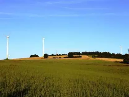 WINDWORLD W5200 – Wind Turbines 600 kiloWatt - 1 MegaWatt - OFFERED Category - Image WINDWORLD W5200 – Wind Turbines Product Image