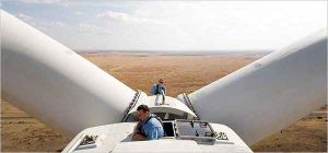 GE wind turbine technicians on a wind turbine in Sweetwater, Texas